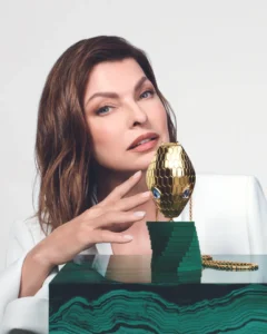 Bulgari перезапускає культові мінісумки — головний тренд 2026 року